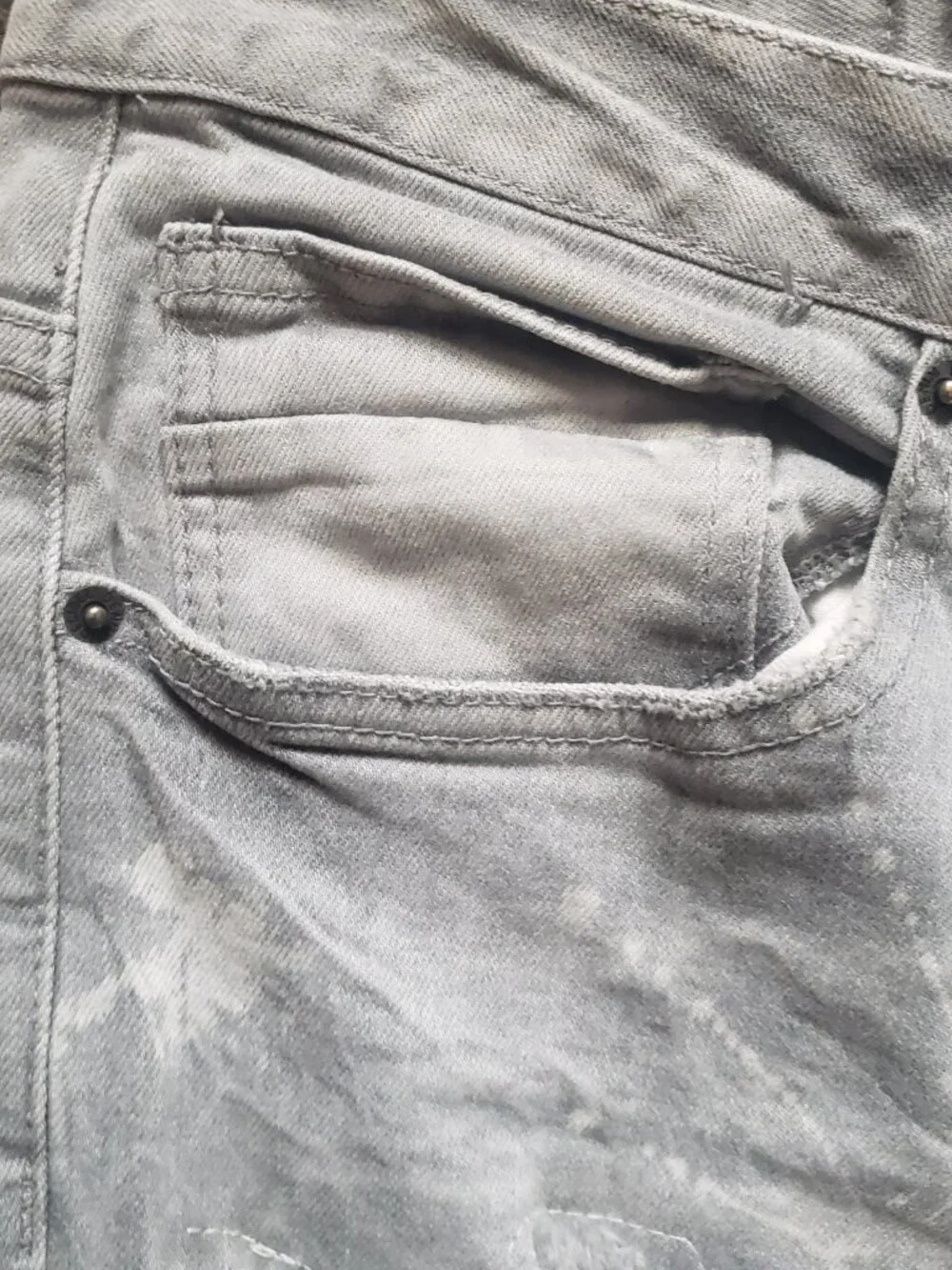 Decibel Jeans Mens Distressed Gray Size 42x32 Slim Fit